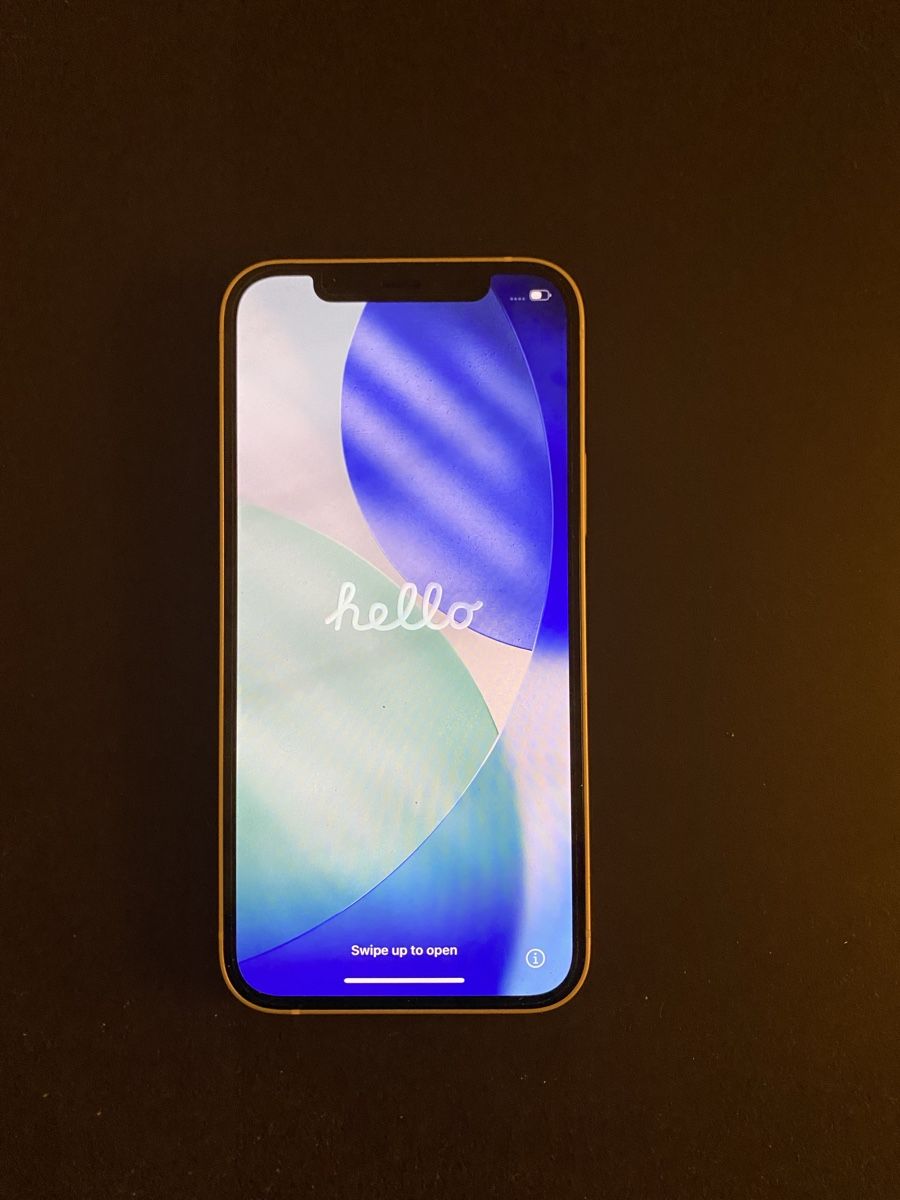 Apple Portables: iPhone 12 blanc  – D'occasion à Chéserex par noa.schwab