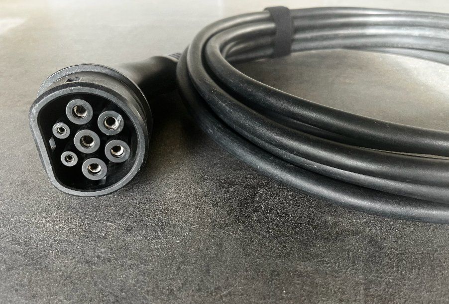 Kabel: Câble de charge type 2 pour voiture électrique – Gebraucht aus Cousset von xgi_c7z6 1
