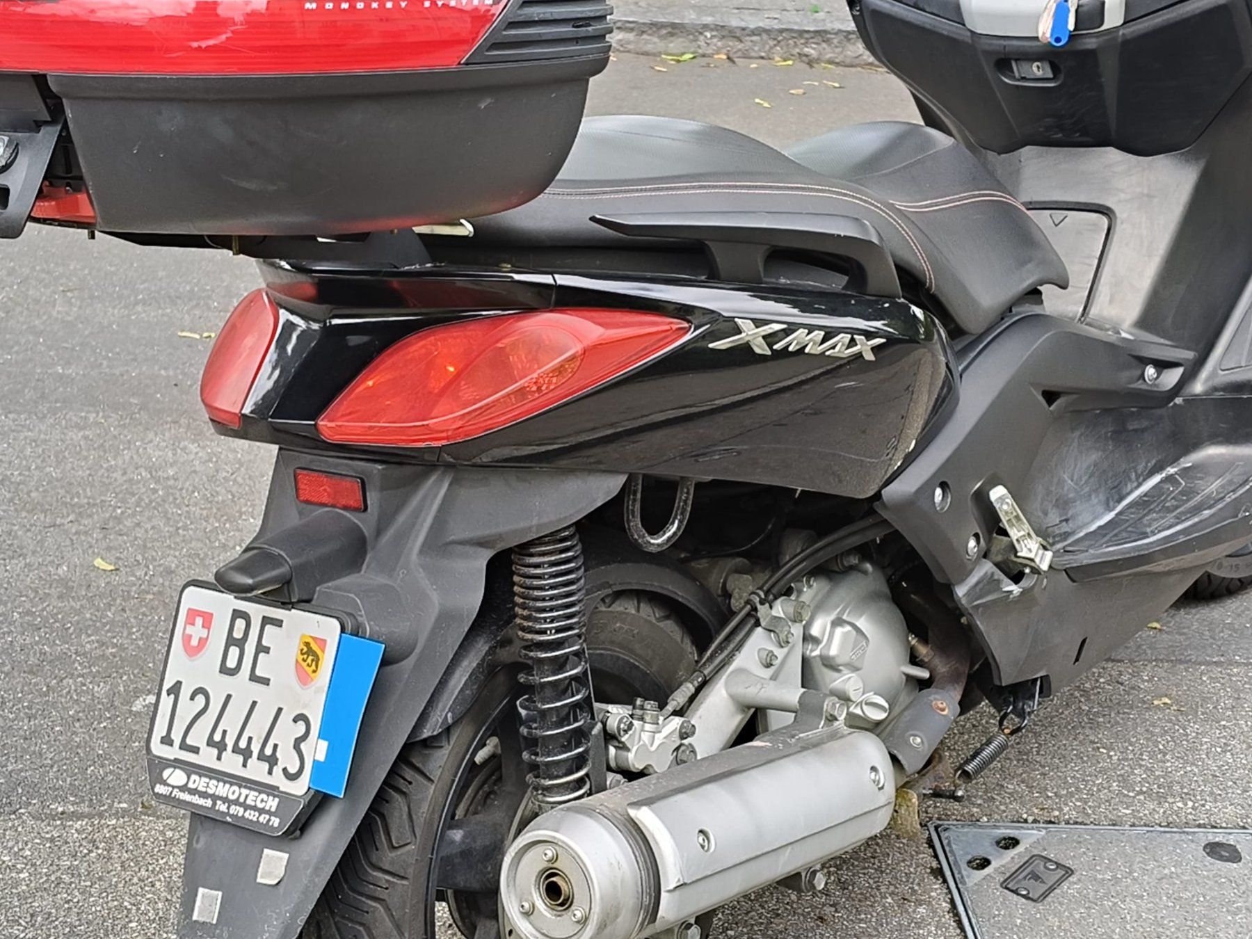 Yamaha Strada: YAMAHA XMAX 250 AUTOMAT 2012 MIT NEUE MFK – Usato da Flamatt venduto da Ij3p.s7f 3