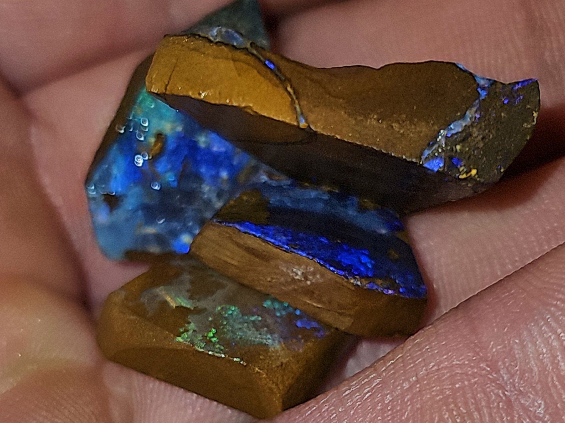 Pietre preziose: Australische Boulder Opal Rohsteine – Nuovo e nell'imballaggio originale da Uerkheim venduto da Winwinner 5