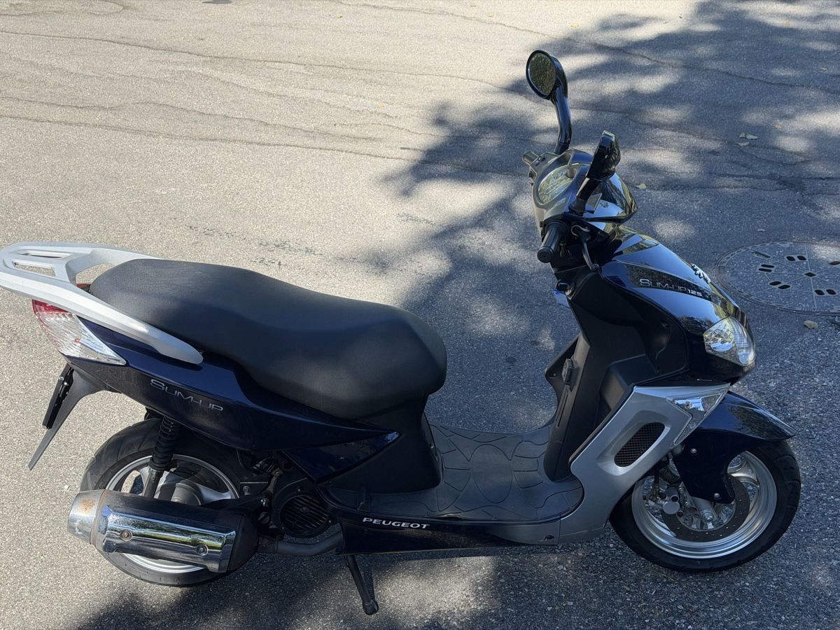Peugeot Strada: PEUGEOT Sum-up 125Cc – Usato da Zullwil venduto da Autocentersalii 3