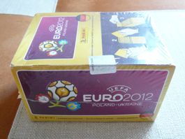 PANINI 100 PACKETS EURO 2012 DE  SCELLE ! ENVOI EN SUISSE