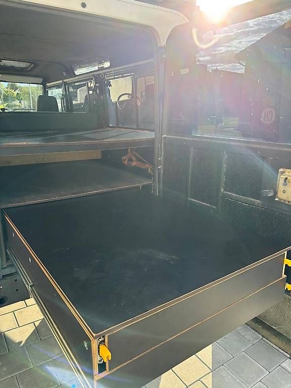 Accessori per altri veicoli: Innenausbau Defender 110 – Usato da Diepoldsau venduto da fre_l9hw 1