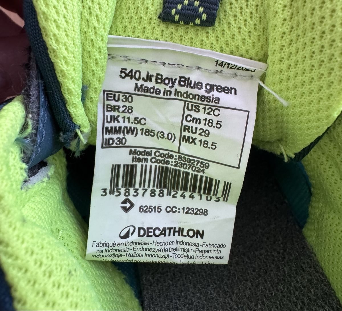 Decathlon Schuhe für Jungen: Hallenschuhe Newfeel Grösse 30 – Gebraucht aus St. Gallen von kara_24 6