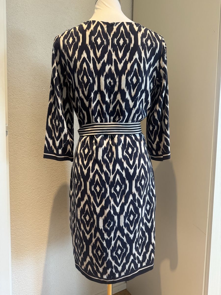 Windsor Kleider: Windsor dress worn once – Gebraucht aus Münchenstein von ArleneLM 2