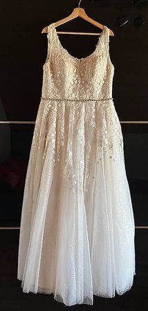 Hochzeitskleid
