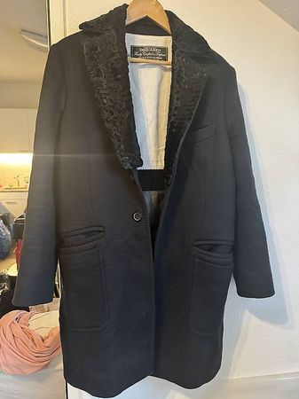 Dsquared Mantel kurz mit Pelzkragen 