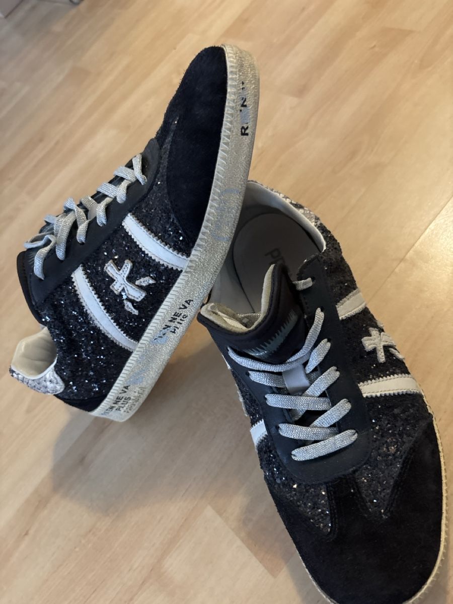 Scarpe da donna: PREMIATA Sneaker Gr. 40 Schwarz Glitzer Schlangenoptik  – Usato da langenthal venduto da rundholz7 9