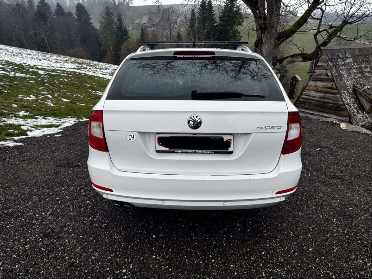 Skoda Automobili: Skoda Superb C 2. OD 4x4 – Usato da Huttwil venduto da BurkhalterMalerei 2