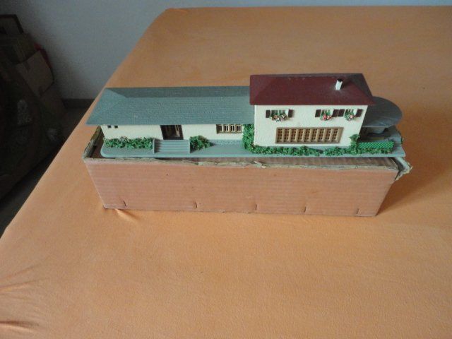 Faller Modellini di ferrovie: Faller Bahnhof Nr. 109 – Usato da Wittenwil venduto da trixmartin