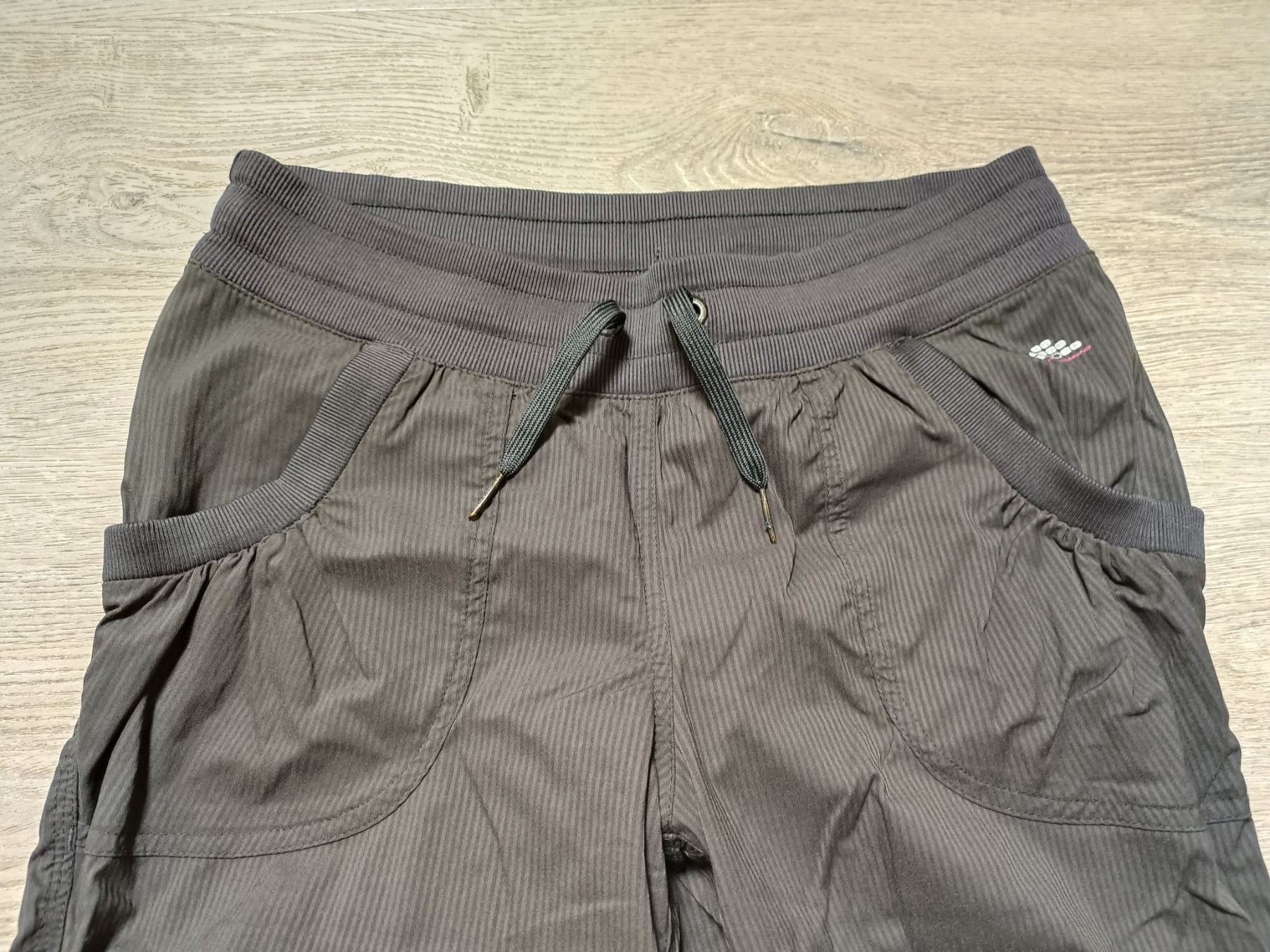 Pantaloni: Sommerhose 38 – Usato da Bätterkinden venduto da Elefantenzoo 1