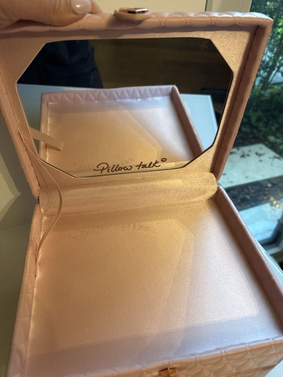 Charlotte Tilbury Make-up: Charlotte Tilbury Box – Nuovo (secondo la descrizione) da Worblaufen venduto da jan_7szj 1