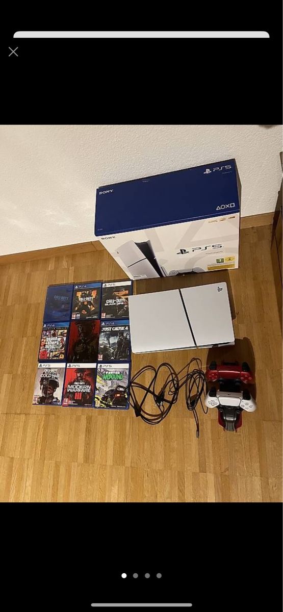 Sony Console: Ps5 mit 2 controller und 9 spielen +doppelladestation – Nuovo (secondo la descrizione) da Oberbuchsiten venduto da Swissguy