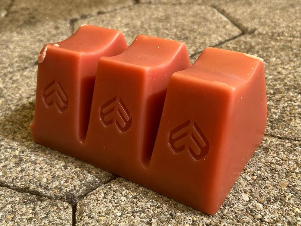 Fracture Wings Skateboardwachs - 10x10x3cm, Mit Logo Und Aufkleber, Für Smooth Slides Und Tricks