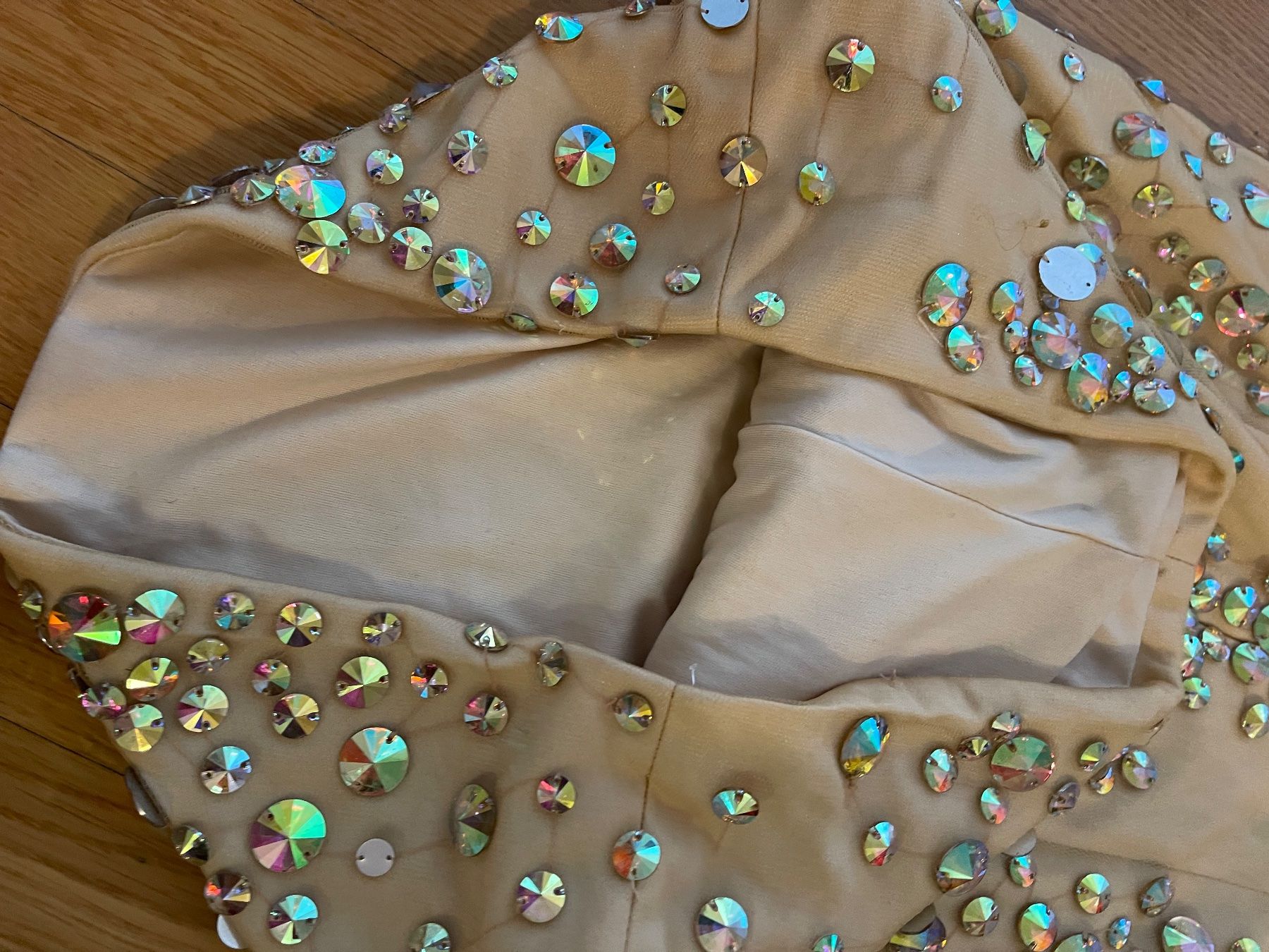 Kleider: Kleid Glitzerndes Cocktailkleid mit Strass Gr. S – Gebraucht aus Rüschlikon von Lajniii 9