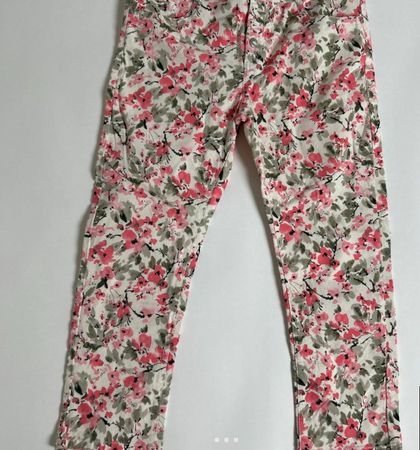 Damenhose ever.me Blumenmuster weiss rot Grösse 40