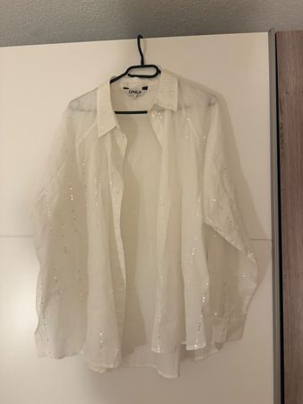 Bluse mit Pailletten