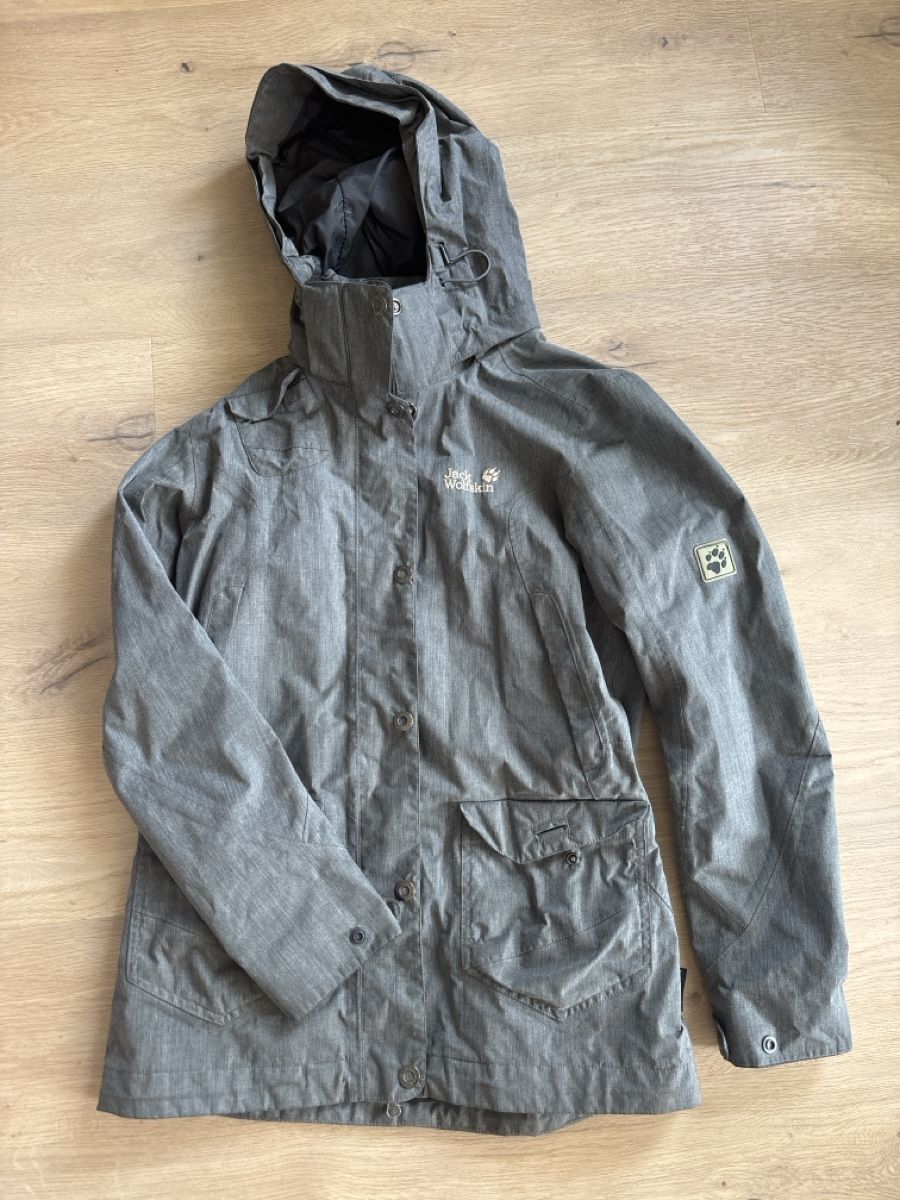 Jack Wolfskin Jacken: Jack Wolfskin Jacke Grösse S – Gebraucht aus Hinwil von eri_b76q