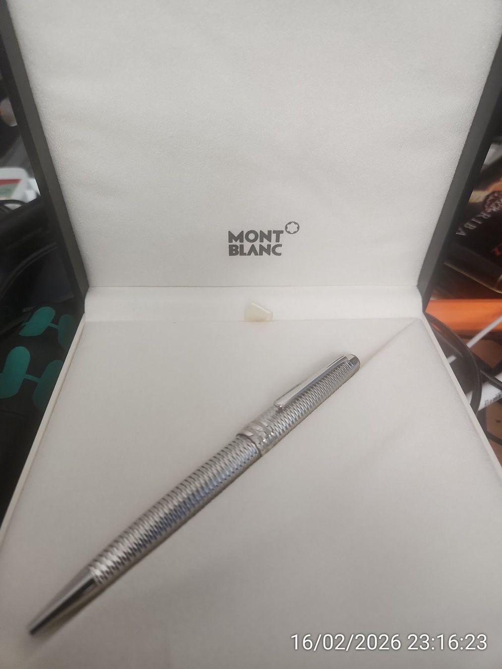 Montblanc Penna & Evidenziatori: Montblanc Meisterstück Geometry Solitaire Midsize Neu – Nuovo e nell'imballaggio originale da Zürich venduto da dor_ss9j