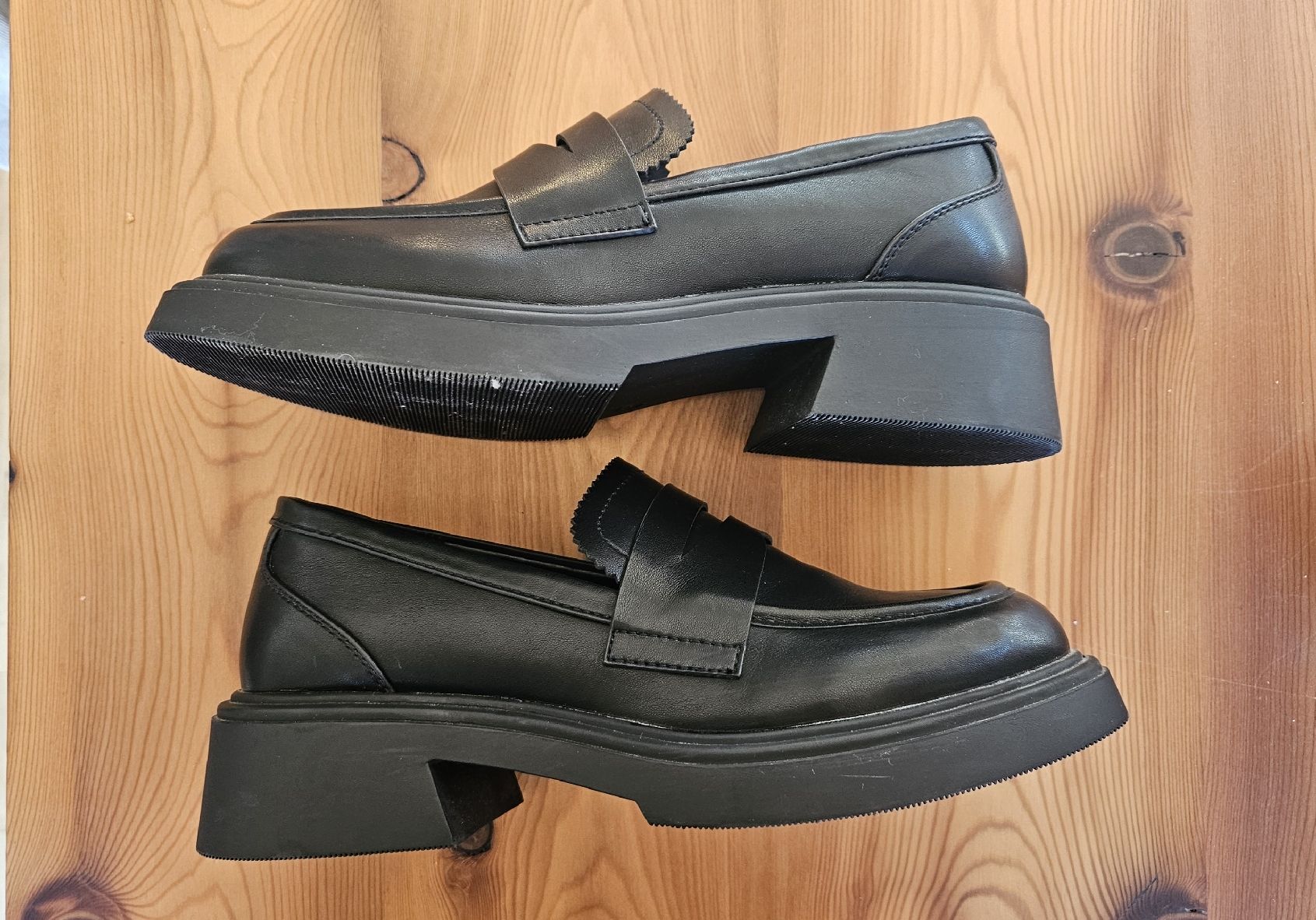 Scarpe da donna: Loafer 39 – Usato da Haldenstein venduto da Sola7000 1