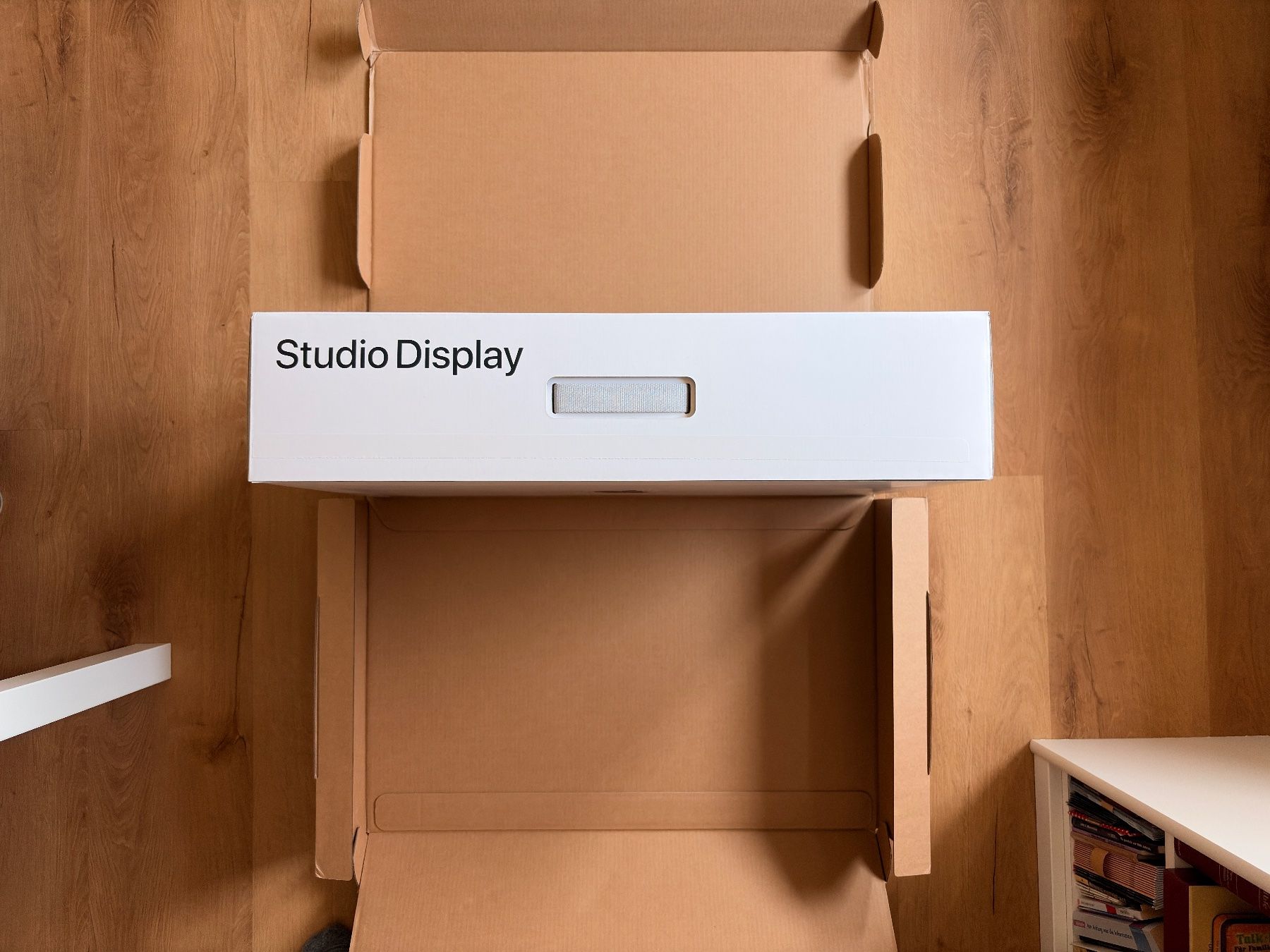 Apple PCs: Apple Studio Display Nano/VESA Mount, Apple Care 8.8.2028 – Neu (gemäss Beschreibung) aus Uster von woe_2xvz 5