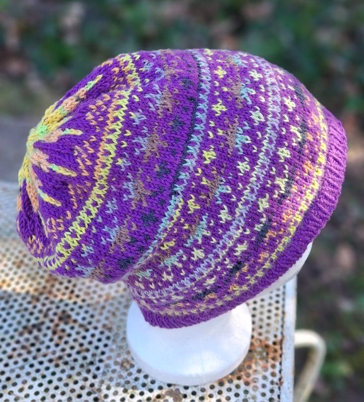 Copricapi, berretti & cappellini: Mütze Beanie "Planetarium2"   handgestrickt   NEU – Nuovo (secondo la descrizione) da Langenthal venduto da Handstrick 1