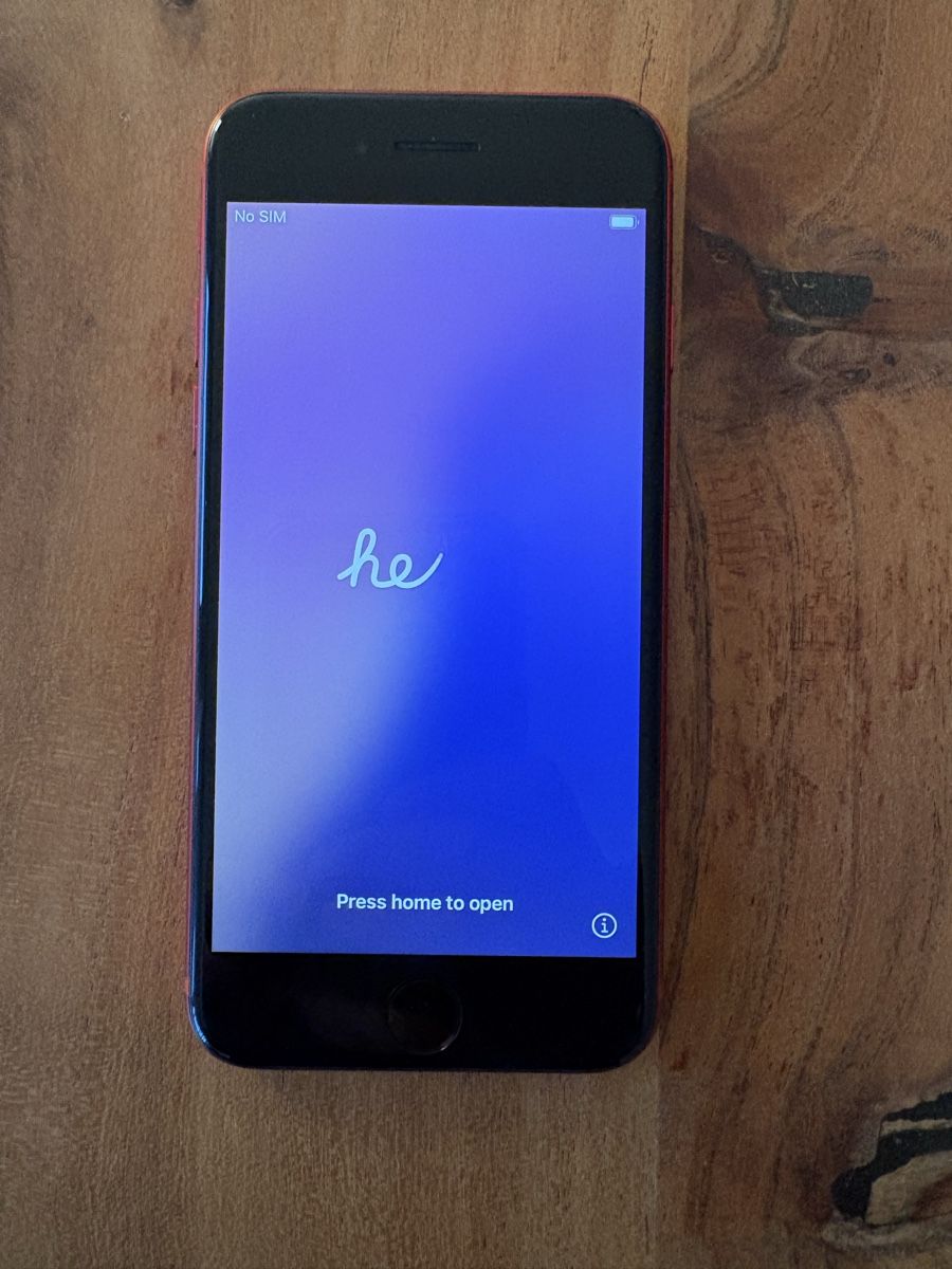 Apple Handys / Smartphones: iPhone SE 2020 Rot – Gebraucht aus Zürich von meiep