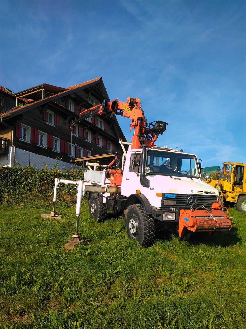 Mercedes-Benz Veicoli commerciali: Unimog U1700, Palfinger 13mt, Greifer, Werner Frontwinde – Usato da Holzhäusern ZG venduto da alarmstufe 2