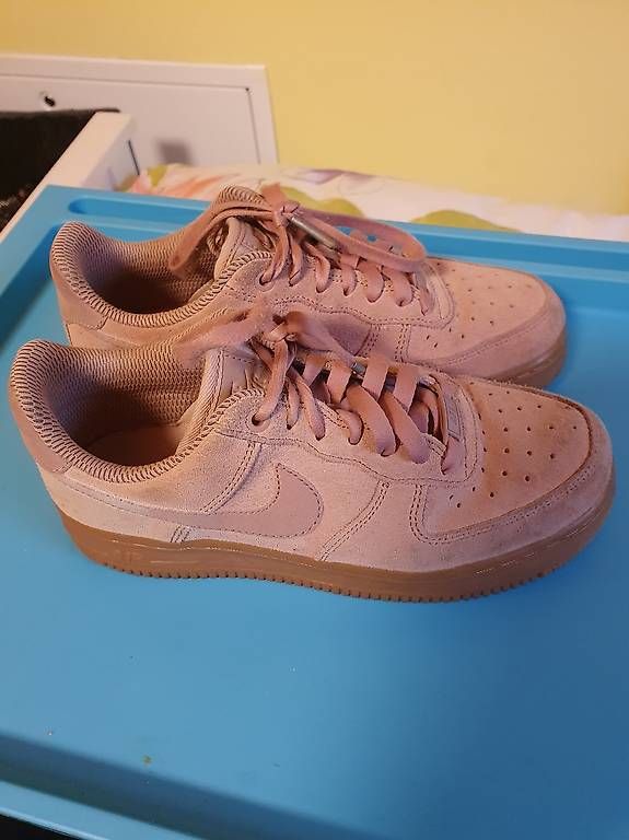 Scarpe da uomo: Adidas nike air – Usato da Biasca venduto da bar_qhz7