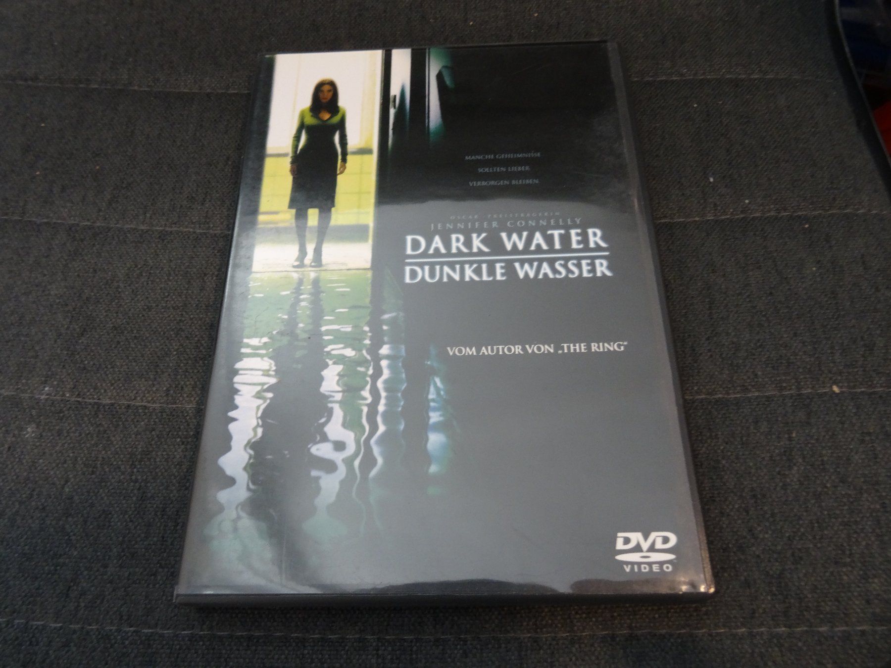 Tutti i DVDs: Dark Water - Dunkle Wasser DVD – Usato da Olten venduto da Disc-Verkauf