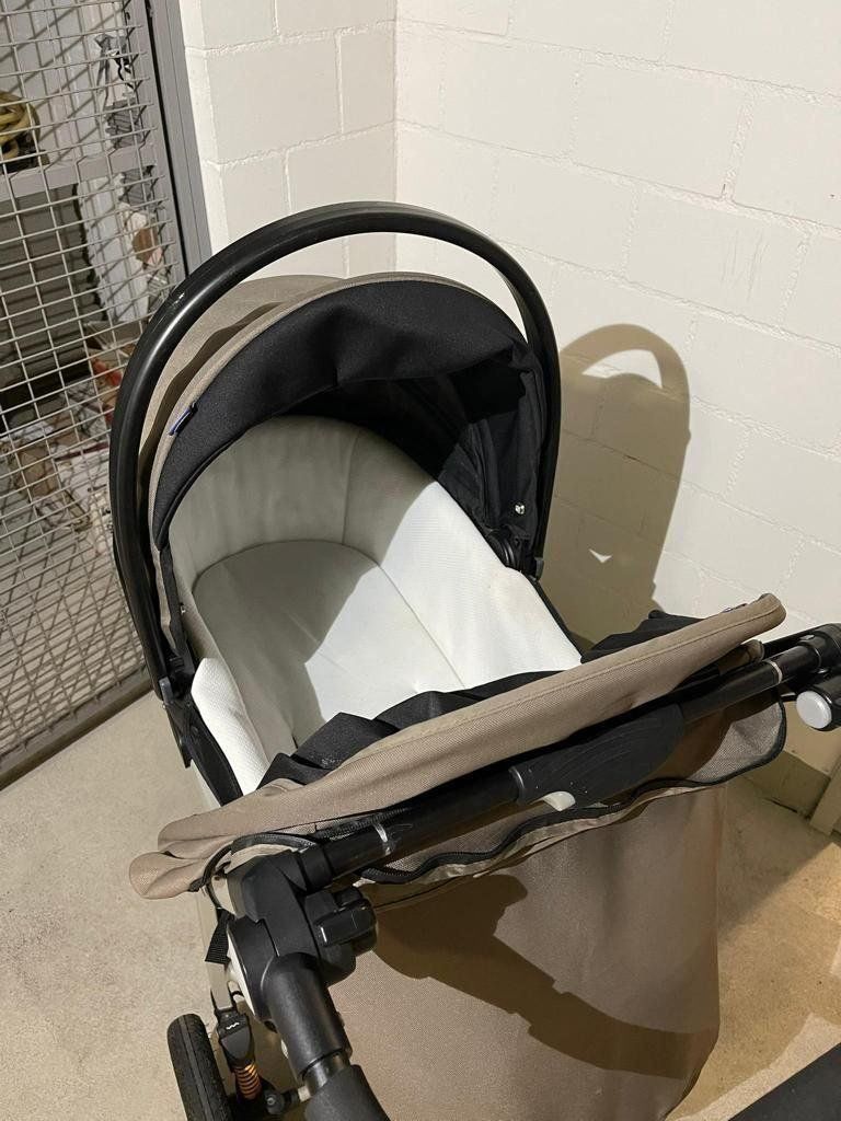 Chicco Carrozzine: Kinderwagen – Usato da Winterthur venduto da Diva019 5