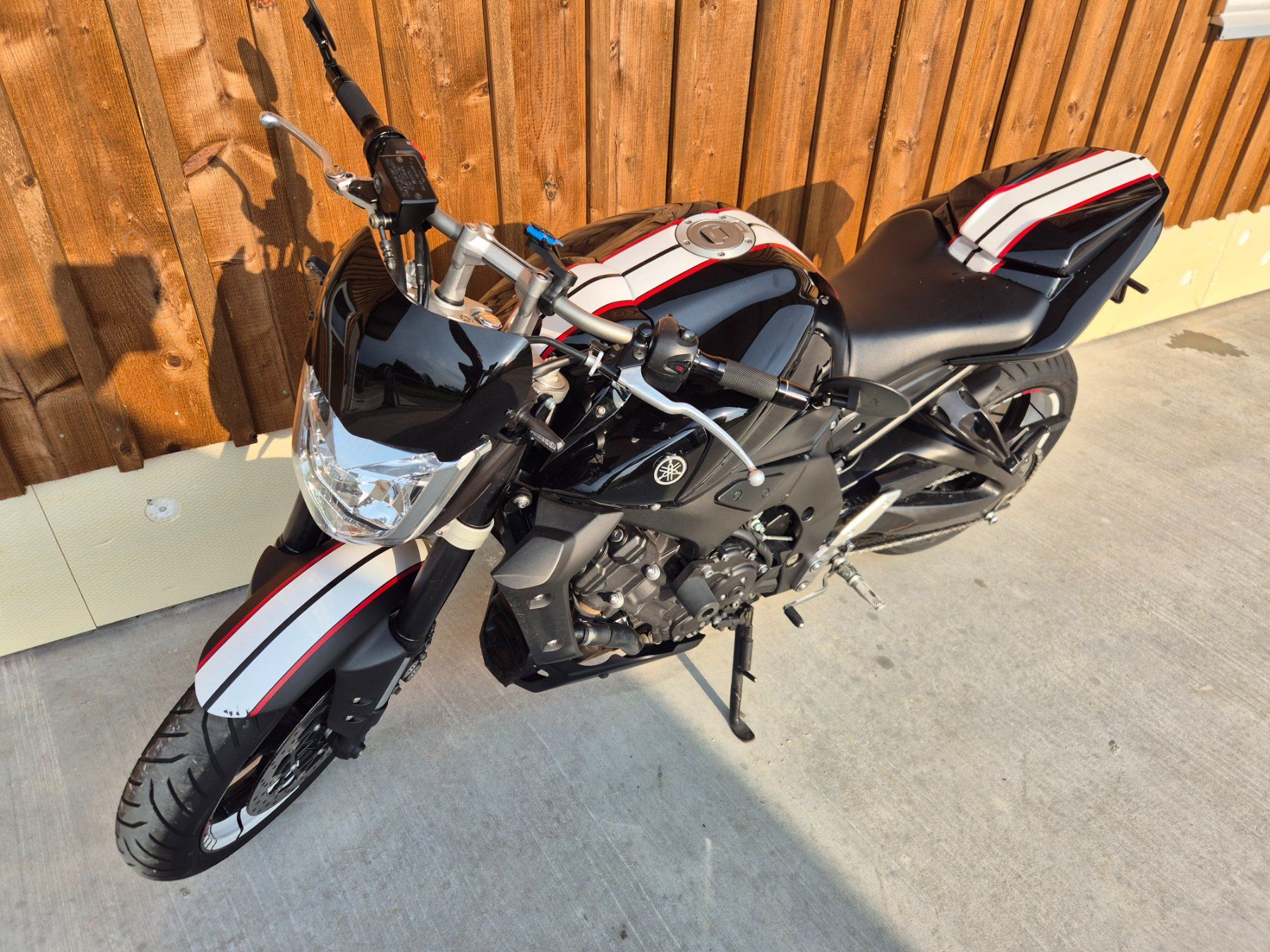 Yamaha Strada: Motorrad Yamaha FZ1-N – Usato da Winden venduto da Lochbihler 6