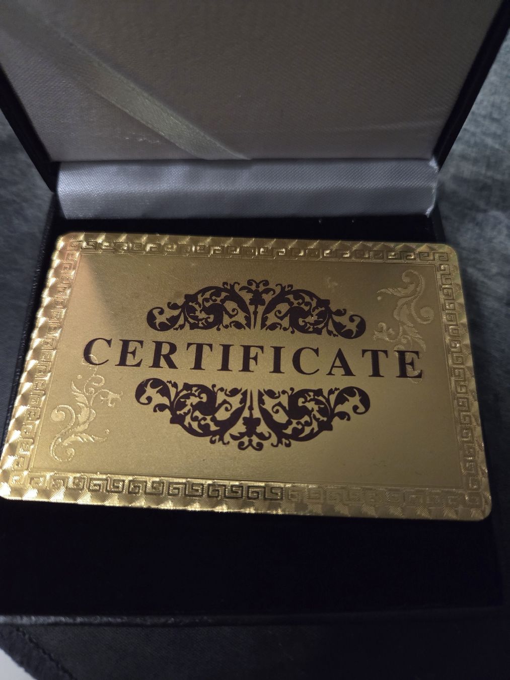 Medaglie: Cœur violet rare avec certificat d'authenticité – Nuovo e nell'imballaggio originale da Onex venduto da GarageCollector 3