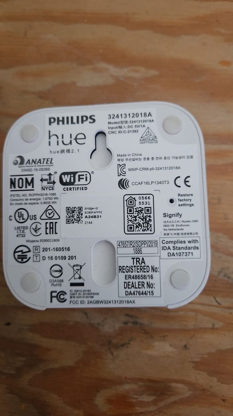 Philips Hubs & Switches: Philips Hue Bridge – Gebraucht aus Näfels von cyrili 1