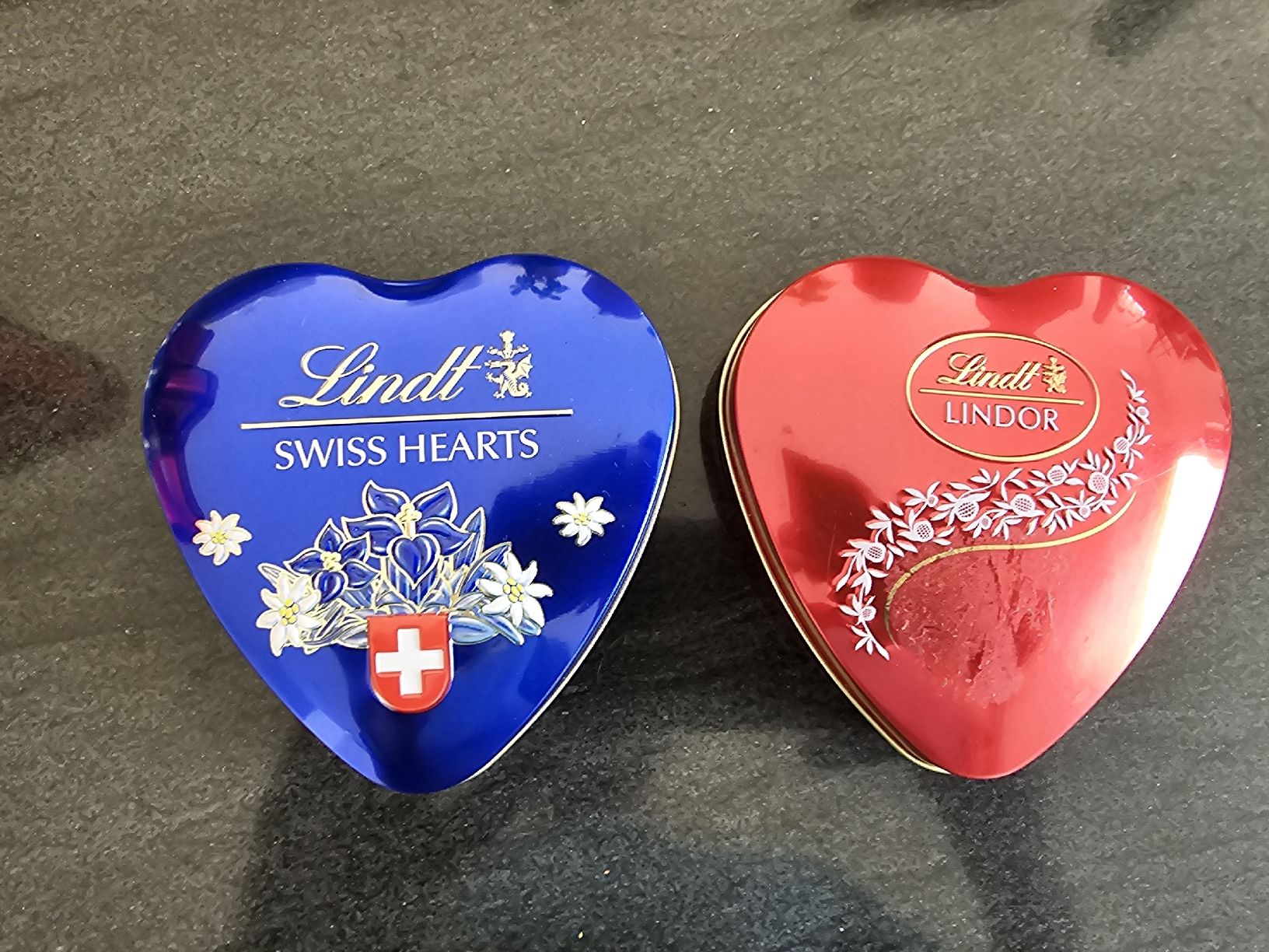 Sonstige Dekorationen & Accessoires: Lindt Herzboxen zur Aufbewahrung oder Geschenk – Gebraucht aus Birmensdorf ZH von LucaToni02