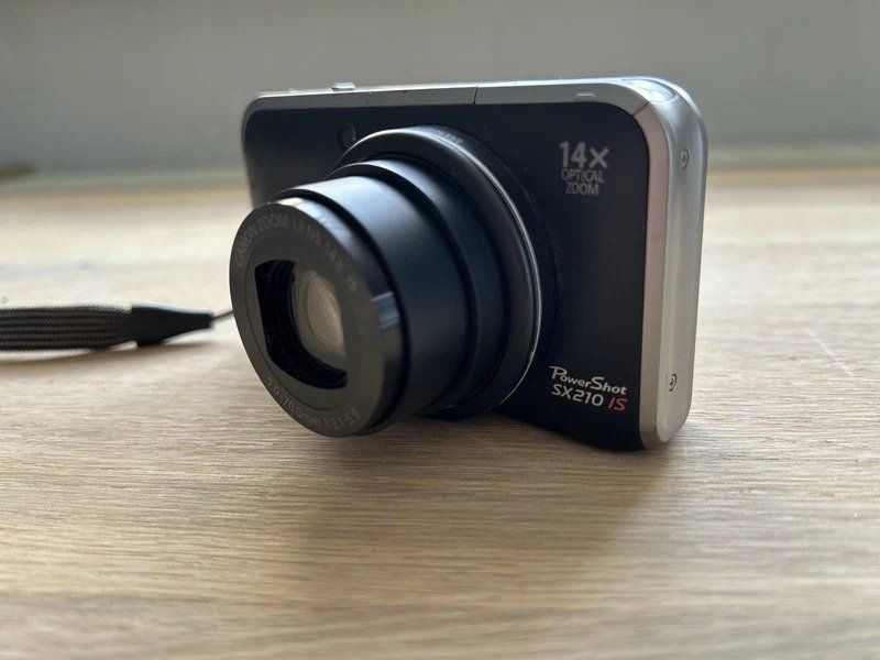 Canon Fotocamera: Canon SX 210 IS PowerShot – Usato da Reinach BL venduto da colmarer 2