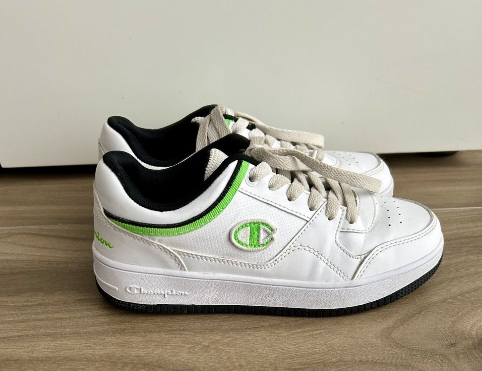 Champion Herrenschuhe: CHAMPION Sneakers, weiss/grün, Grösse 35,5, neuwertig – Neu (gemäss Beschreibung) aus Laufen von Gwitterchischte