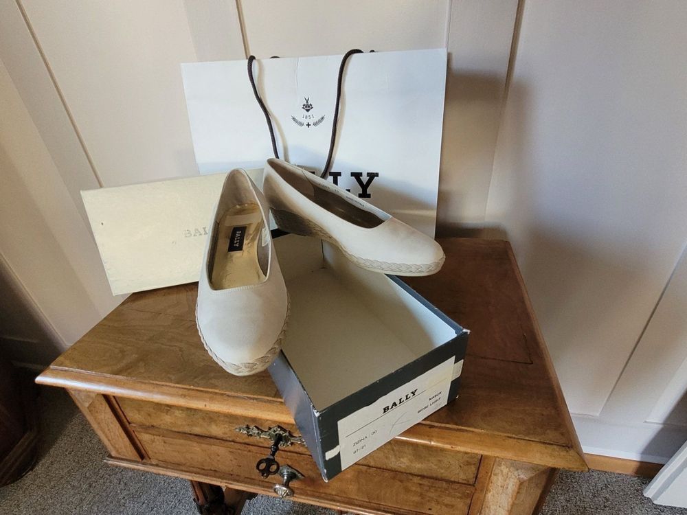 Bally Scarpe da donna: Bally Spitzeklassen Ballerina Vortrefflich – Nuovo (secondo la descrizione) da Winterthur venduto da Wohnhaus 1