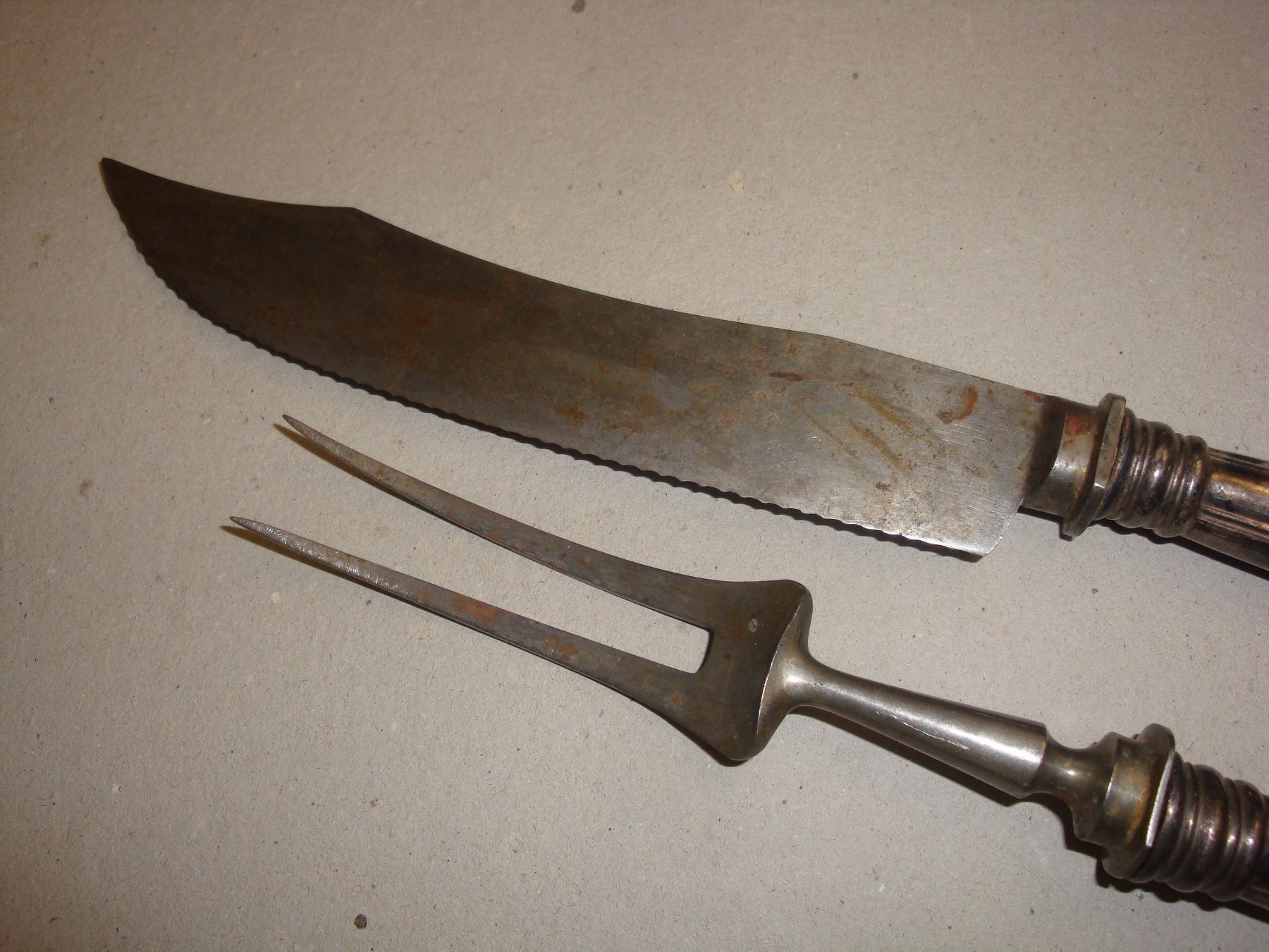 Set di posate: Vorlegebesteck, Gabel/Tranchiermesser – Usato da häusernmoos venduto da buc_8ftk 3