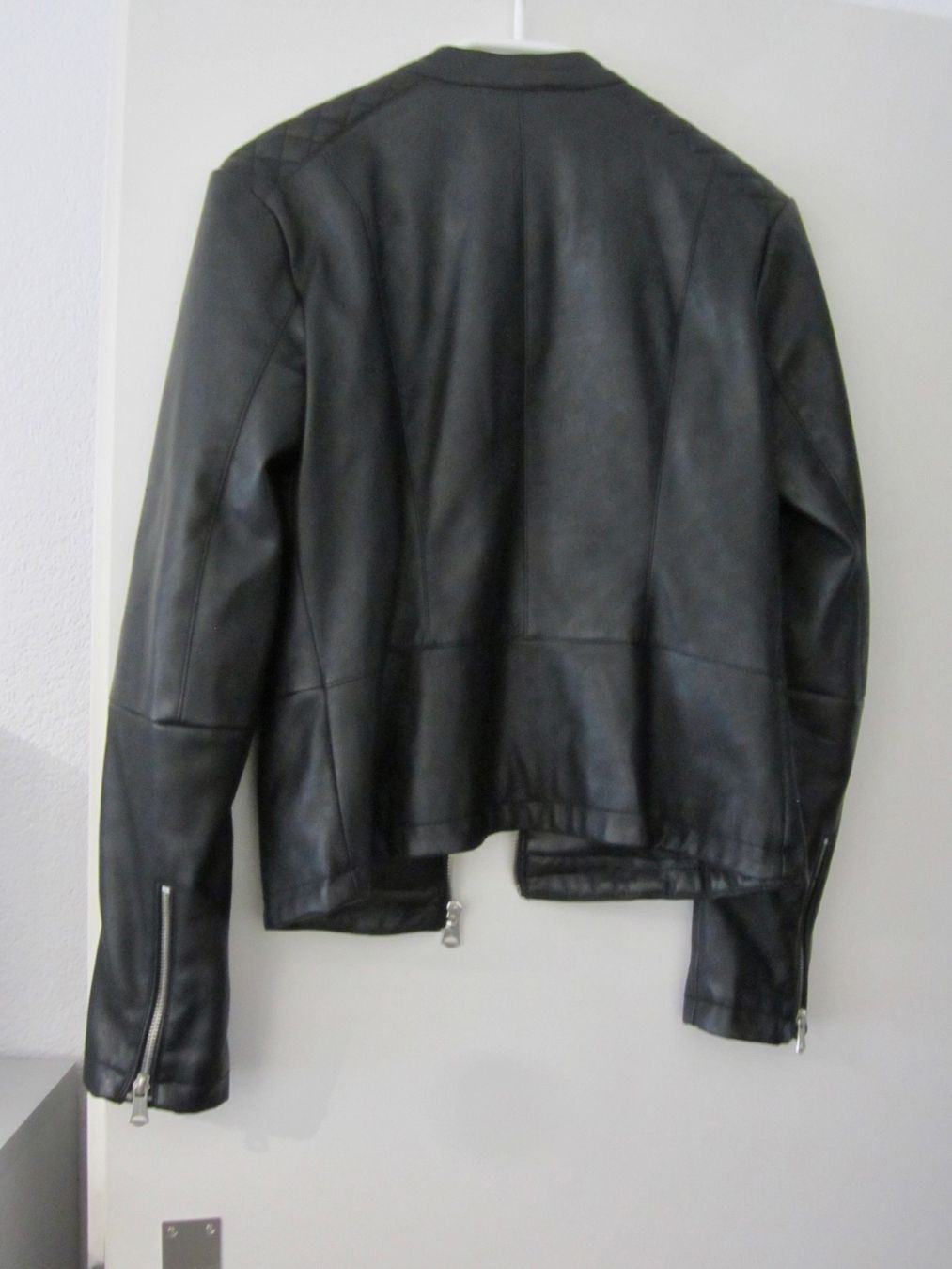 Vestes & Manteaux: Mädchen Kunstleder Jacke schwarz Gr.36 – Neuf (Voir description) à Pratteln par TT-Rudi 1