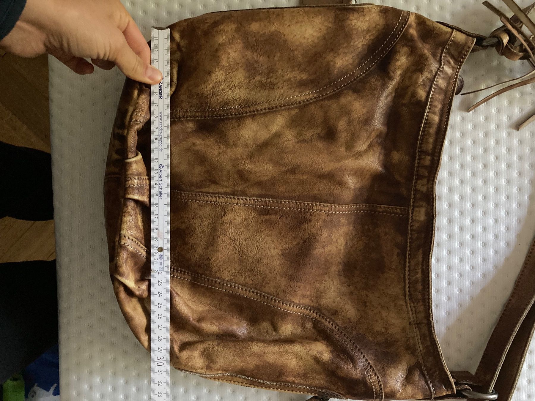 Borse da donna: Australische Ledertasche – Usato da Basel venduto da Lizzy_01 7