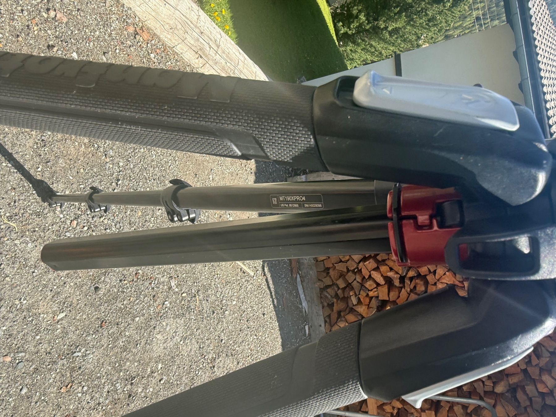 Manfrotto Treppiedi & Teste: Verkaufe Stativ Manfrotto 190 – Usato da Brail venduto da Ivonne87 1