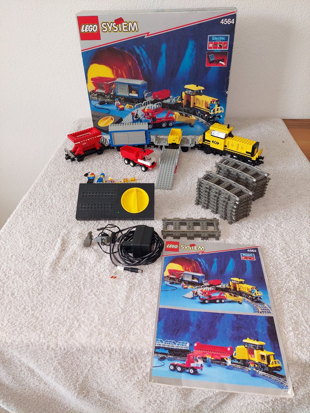 Lego Baukästen: Lego 9V Eisenbahn Nr 4564 mit Motor – Gebraucht aus Altenrhein von schalumpfi 3