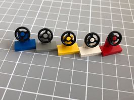 5 farbige Lego Lenkräder (gelb, blau, weiss, grau, rot)