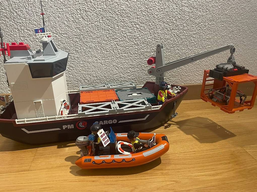 Giocattoli: Grosses Containerschiff mit Zollboot Playmobil – Usato da Unterengstringen venduto da mrs_bambee 2
