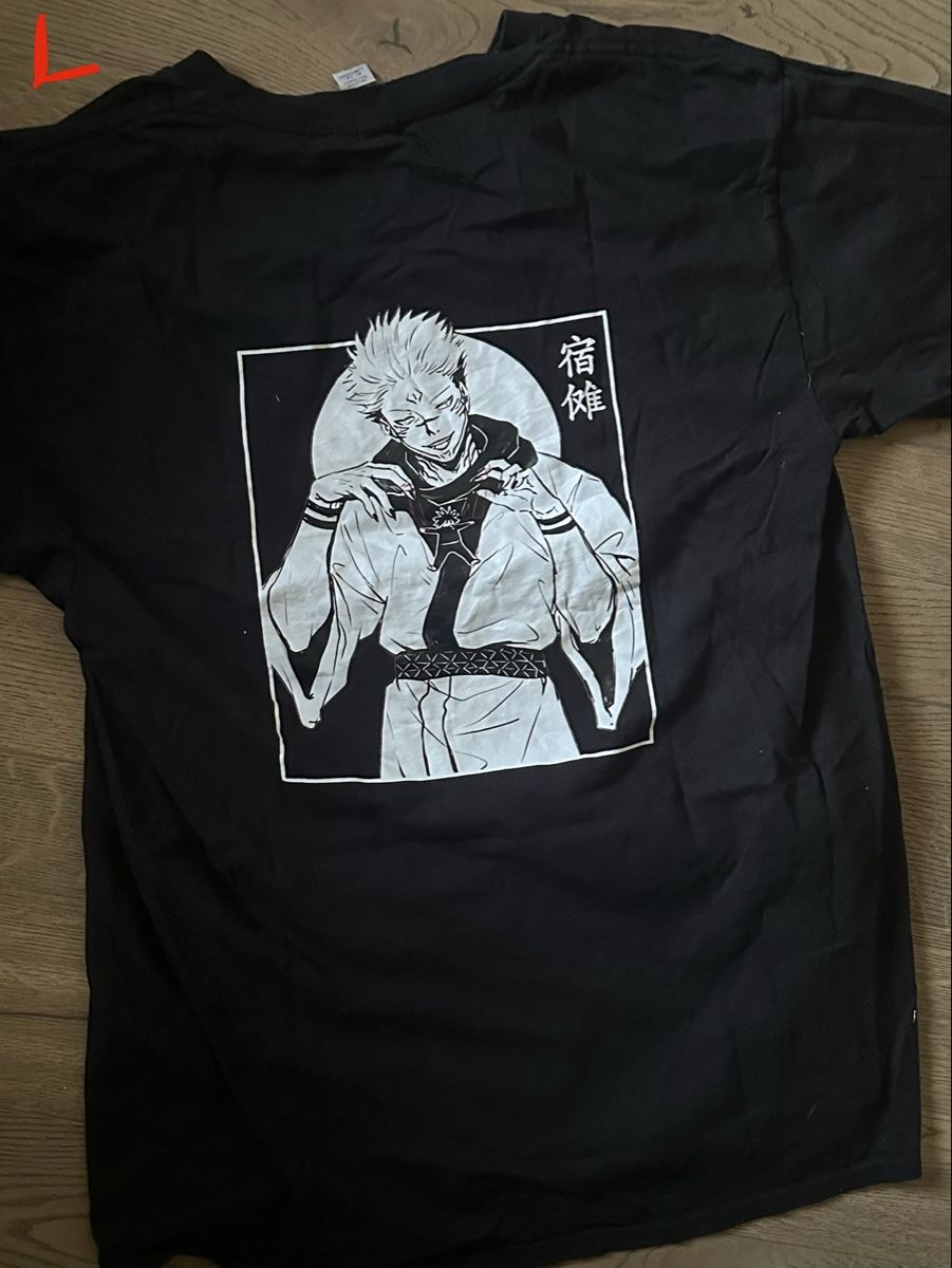 T-shirt: Jujutsu Kaisen T-Shirt – Usato da Flums venduto da nad_m8br 1