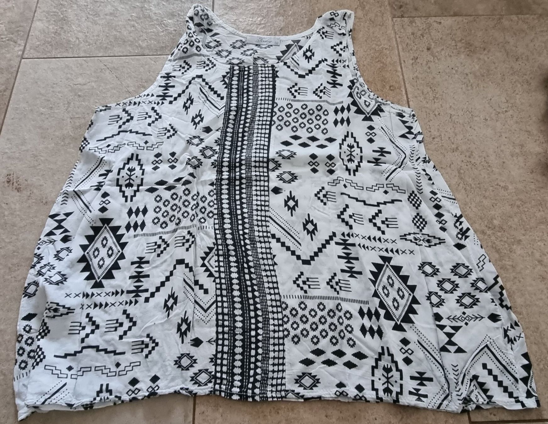 Camicette: 3 Blusen-Oberteile gr.M – Usato da Grossdietwil venduto da GNOM313 1