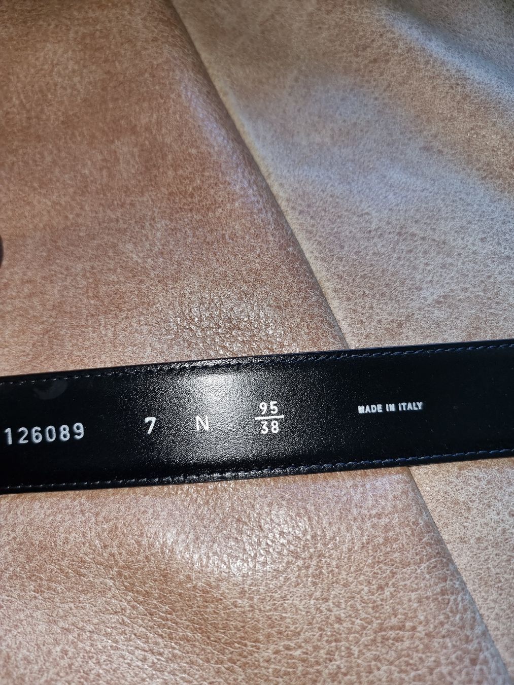 Aigner Cinture: Aigner Ledergürtel Neu – Nuovo e nell'imballaggio originale da Bronschhofen venduto da dvnb 2