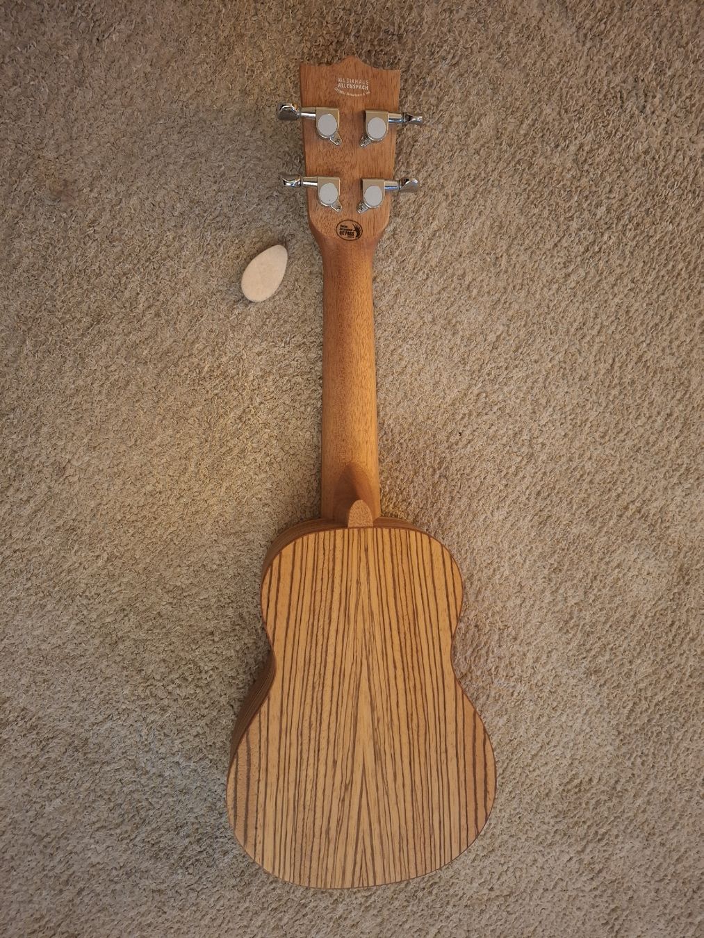 Strumenti musicali: Ukulele, wie neu – Nuovo (secondo la descrizione) da Wil SG venduto da cro_27r5 1