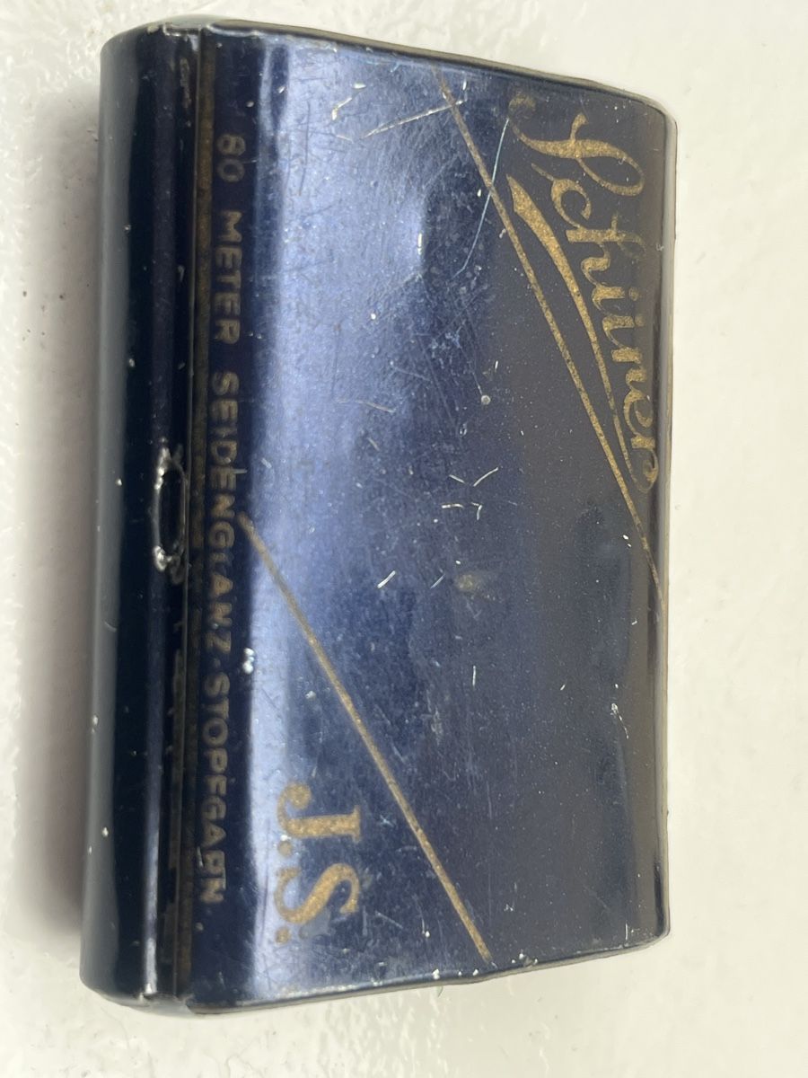 Cordicelle & Fili: Schürer Stickgarn Dose mit Zubehör, gebraucht – Usato da Brienz BE venduto da hey_z9vg 3